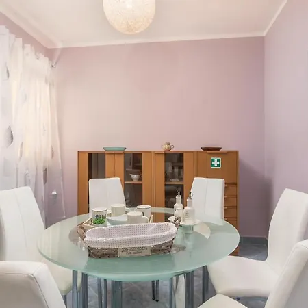 Lejlighed 2 Bedroom Lovely In Rabac Raša