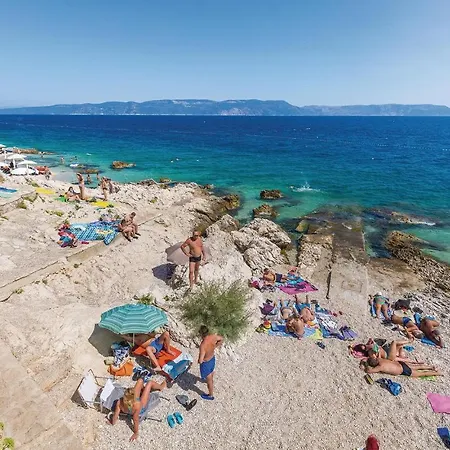 2 Bedroom Lovely In Rabac *