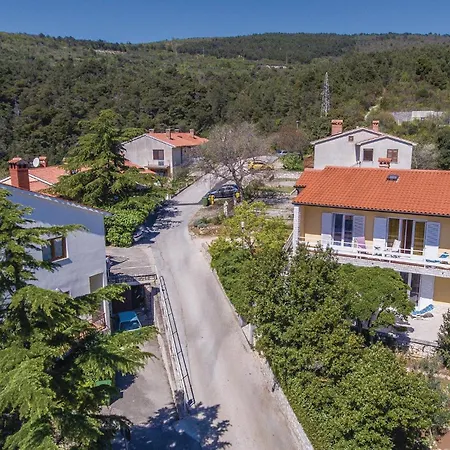 Lejlighed 2 Bedroom Lovely In Rabac *